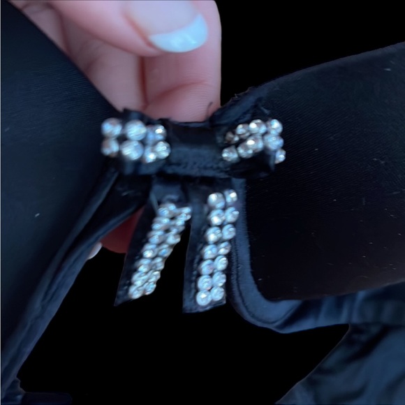 Victoria’s Secret Very Sexy Holiday Bra, Thong, & Skirt Set - Picture 15 of 15